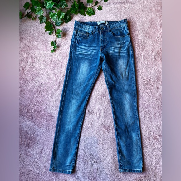 Modern couture, premium denim jeans - Picture 2 of 10